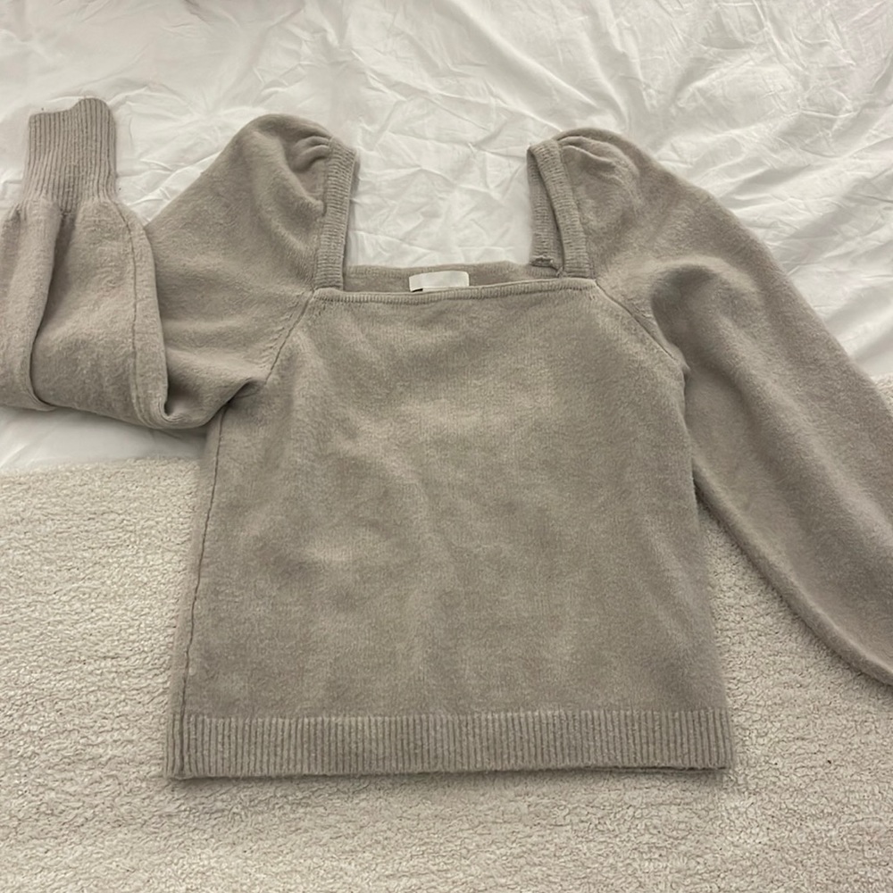 H and M sweater